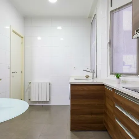 Gran Via 1.2 By Forever Apartment *