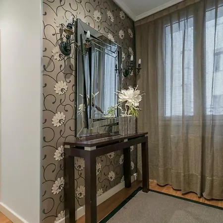 Gran Via 1.2 By Forever Apartment