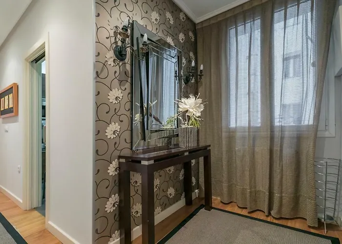 Gran Via 1.2 By Forever Apartment